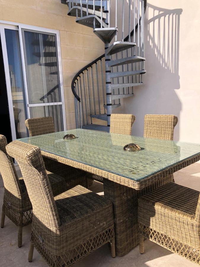 Holiday Townhouse In Sliema Centre Extérieur photo
